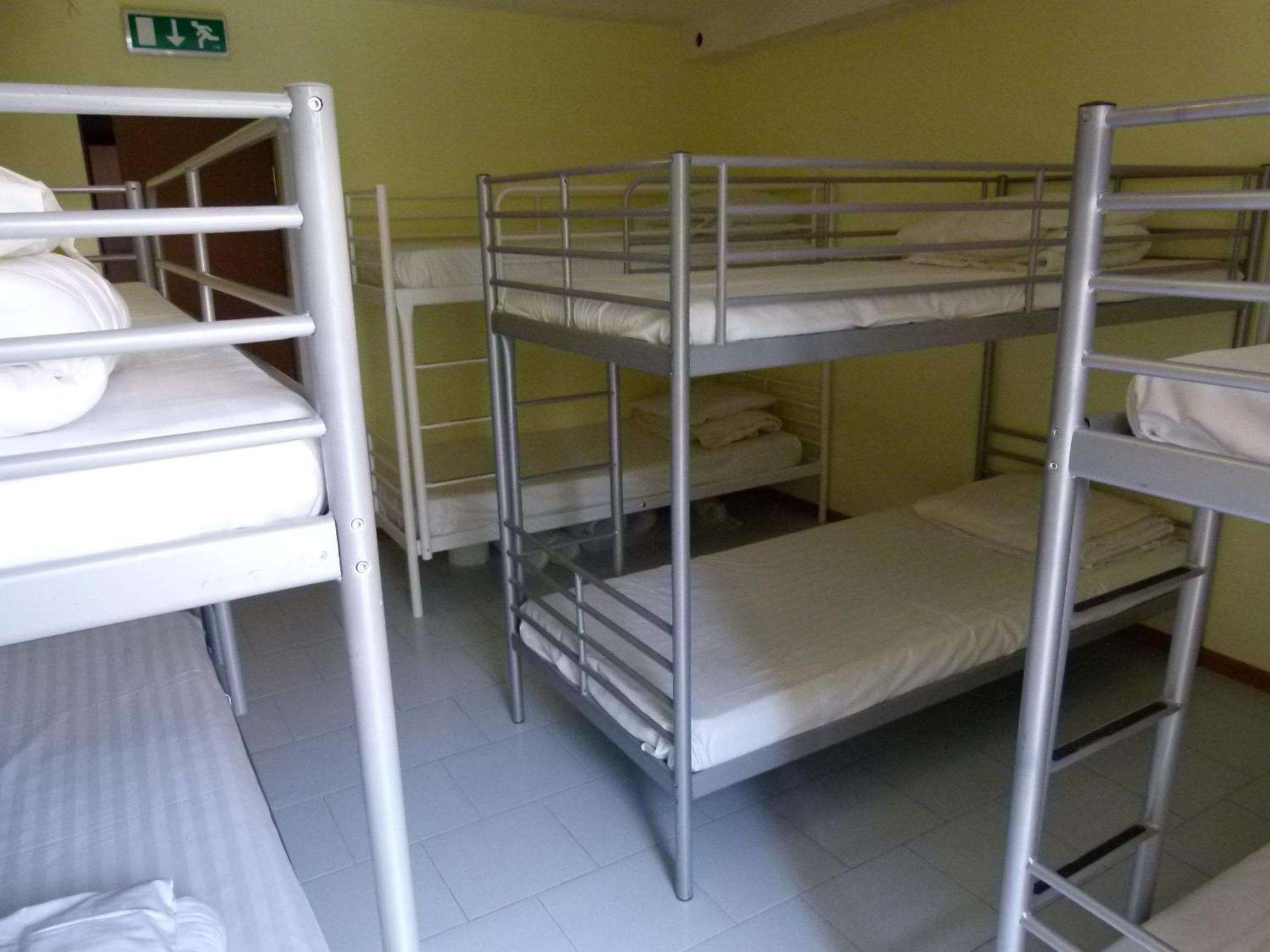 Why Me Eco-Friendly Hostel 第比利斯 外观 照片