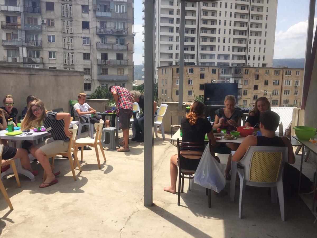 Why Me Eco-Friendly Hostel 第比利斯 外观 照片