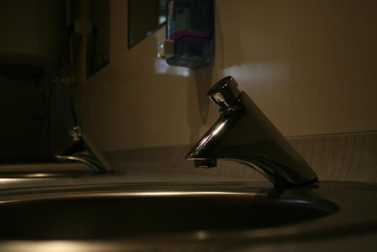 Why Me Eco-Friendly Hostel 第比利斯 外观 照片